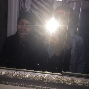 Meet your Posher, Amyra